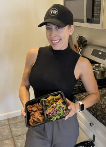 Samantha's Journey to Become a Nutrition Coach TS Fitness